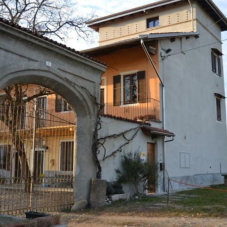 Agriturismo La Farazzina Villa Oleggio Exterior photo